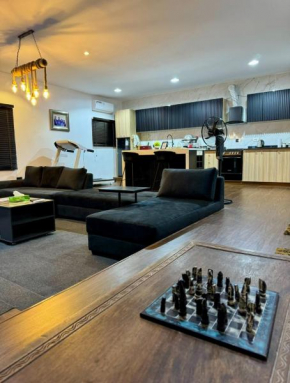 House 12 Two-Bed Studio Apartment